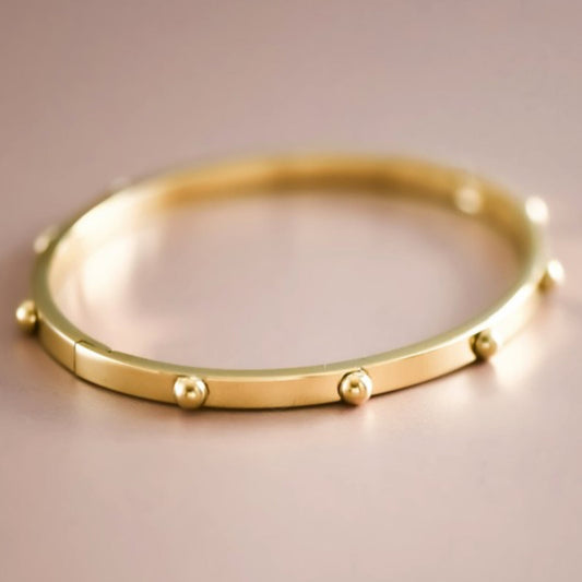 Elise Bangle